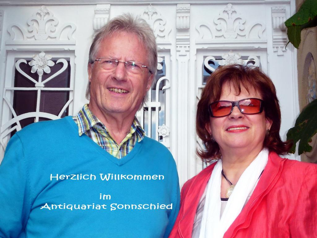Romantikzimmer Im Antiquariat Sonnschied Szoba fotó